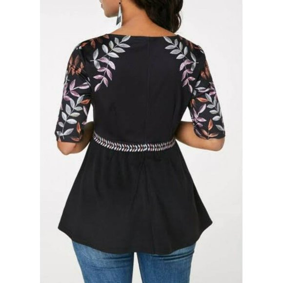 Black V Neck Blouse with Leaves Pattern and Half Sleeve Size XL - Picture 2 of 8